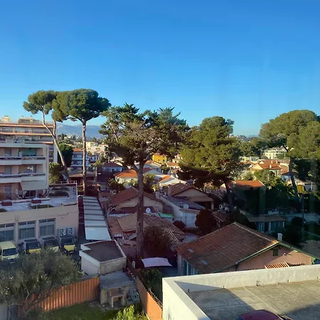 Coquet Front De Apartment *